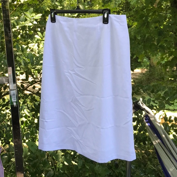 Sag Harbor Woman White Lined Pencil Skirt Elastic Back Slit Plus 20W Poly/Rayon - Picture 14 of 16